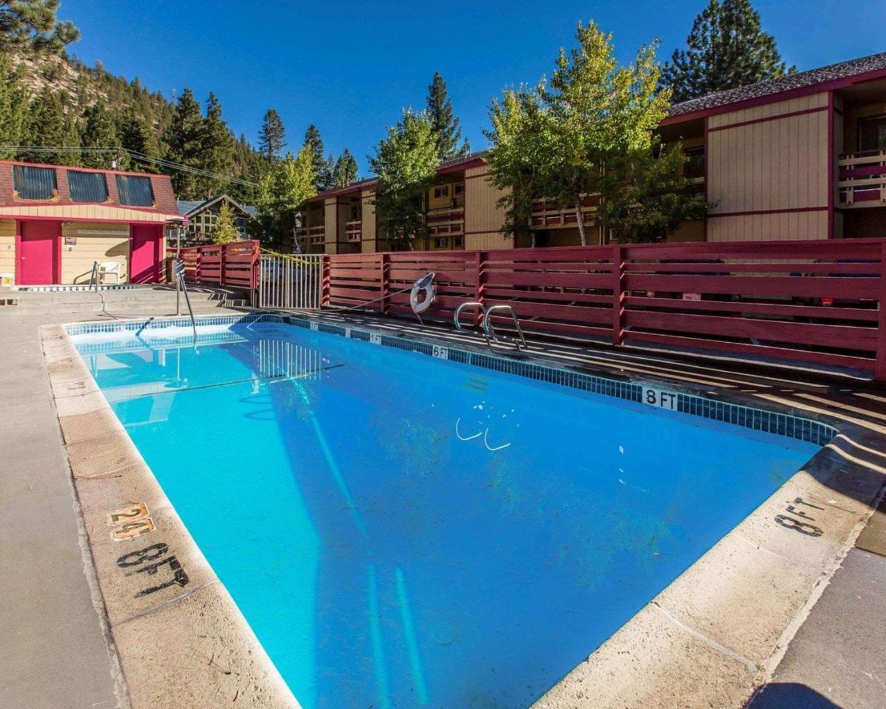 ماموث لاكيس Rodeway Inn Wildwood المظهر الخارجي الصورة