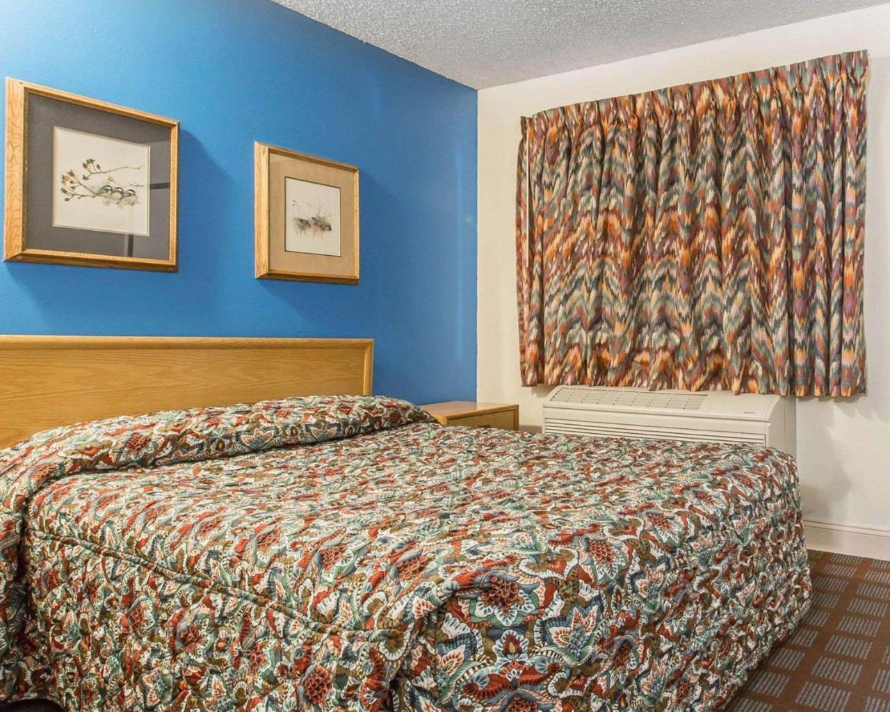 ماموث لاكيس Rodeway Inn Wildwood المظهر الخارجي الصورة
