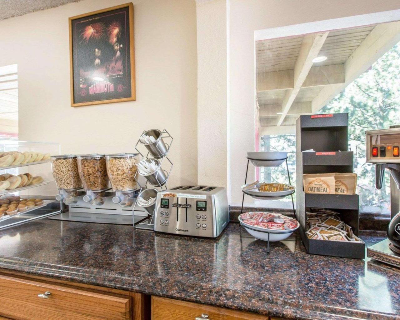 ماموث لاكيس Rodeway Inn Wildwood المظهر الخارجي الصورة