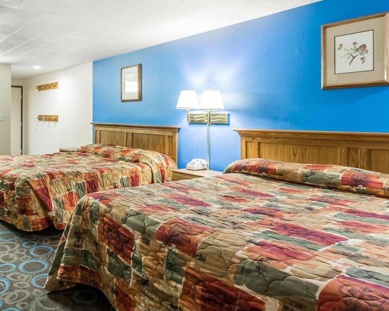 ماموث لاكيس Rodeway Inn Wildwood المظهر الخارجي الصورة
