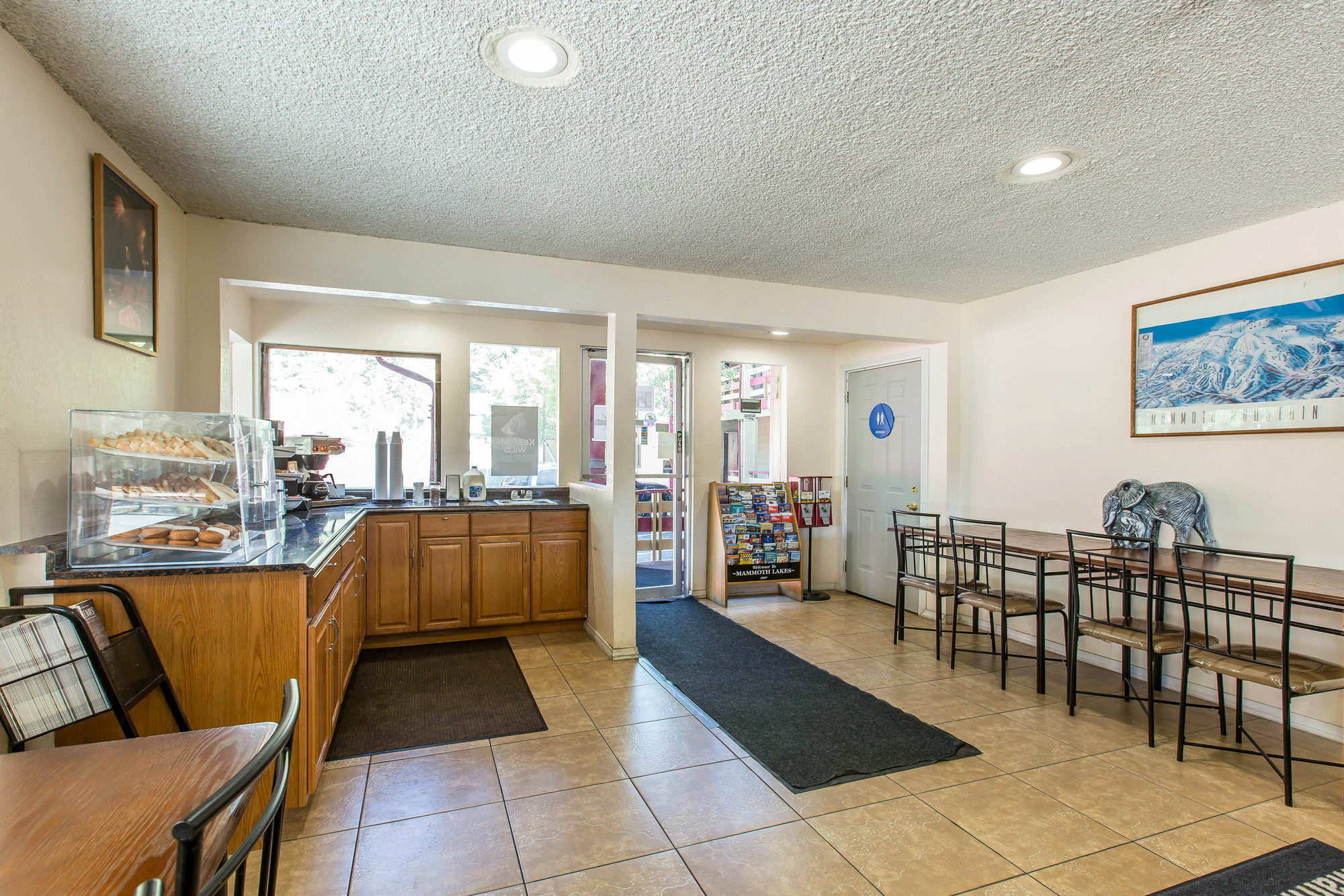 ماموث لاكيس Rodeway Inn Wildwood المظهر الخارجي الصورة